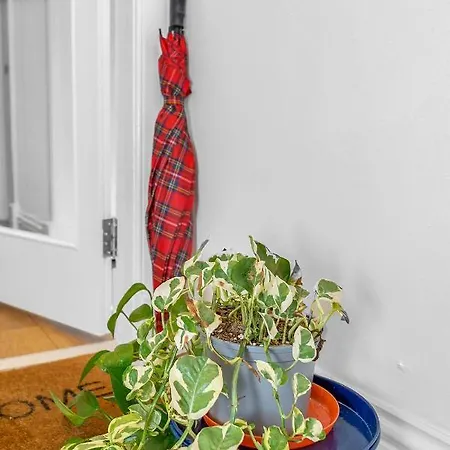 Cheerful - Jamson Pl 3 Bed Edinburgh