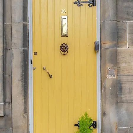 Cheerful - Jamson Pl 3 Bed Edinburgh