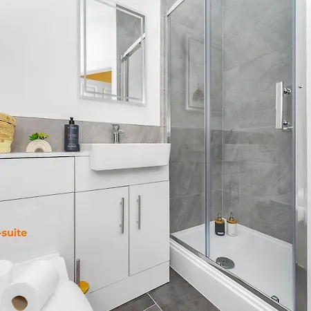 Cheerful - Jamson Pl 3 Bed Apartment Edinburgh