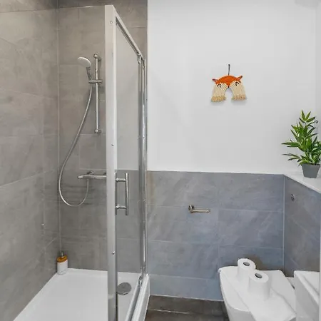 Cheerful - Jamson Pl 3 Bed Apartment *
