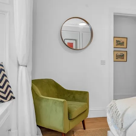 Cheerful - Jamson Pl 3 Bed Edinburgh
