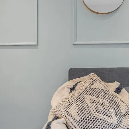 Cheerful - Jamson Pl 3 Bed Apartment