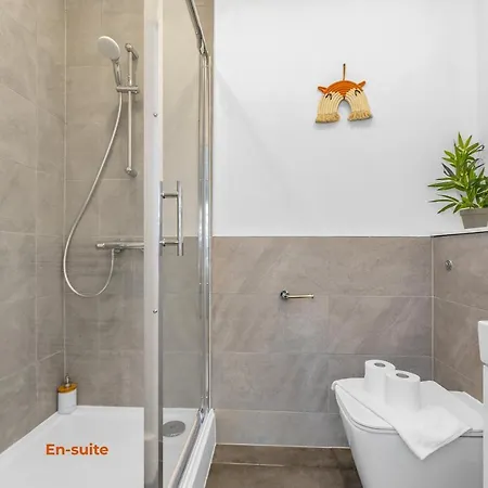 Cheerful - Jamson Pl 3 Bed Apartment Edinburgh