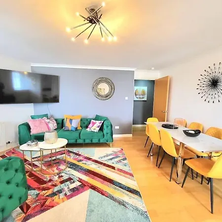Beautiful Ocean Drive Apt-7 Beds Apartment *