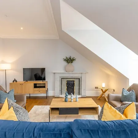 Dragon - Ladon - 2 Bed Centre Luxury Apartment Edinburgh