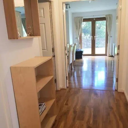 Lovely 2 Bdr In Dalry / Near Haymarket 公寓