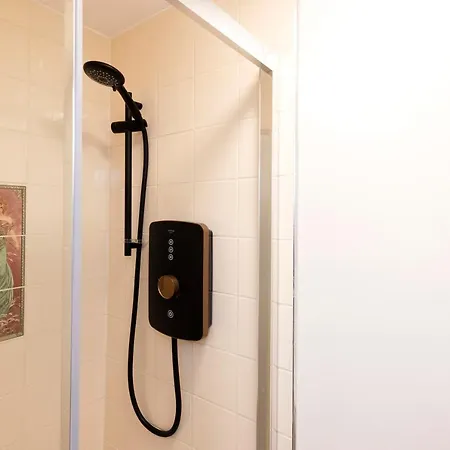 Apartamento Joivy Attractive Flat Near Haymarket Station *