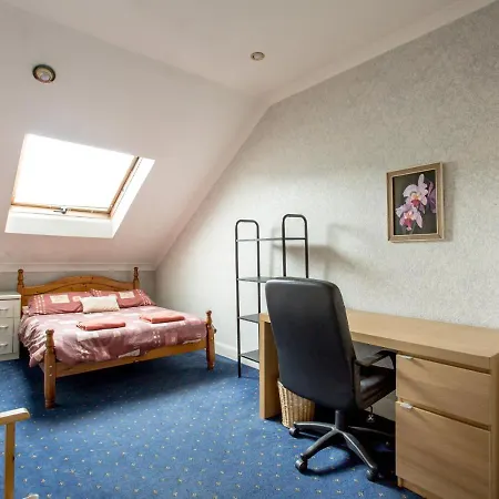 Altido Inviting Flat In The Centre Edinburgh