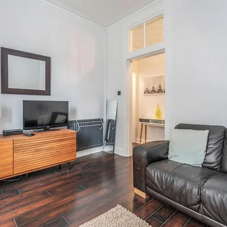 Guestready - Convenient Spot At Leith Walk Edimburgo