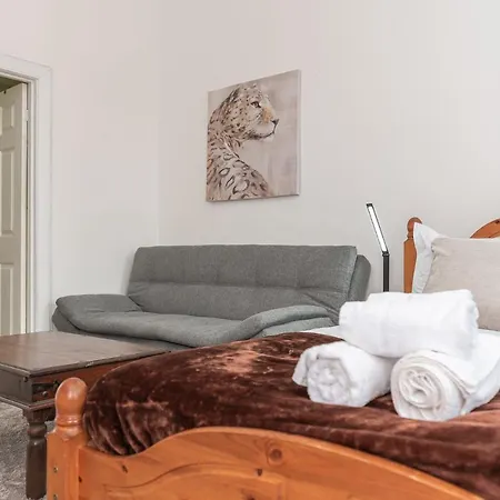 Contemporary 3 Bed City Centre - Ensuite * إدنبرة