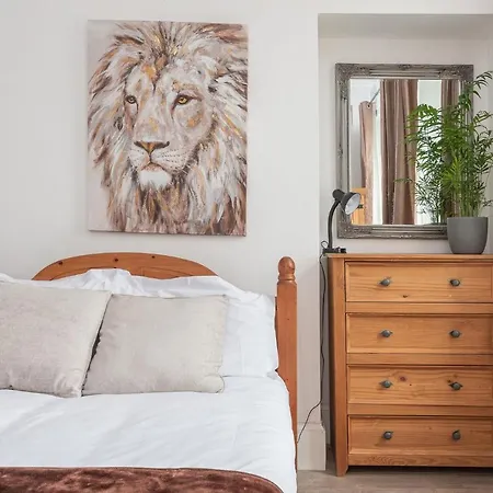 Apartment Contemporary 3 Bed City Centre - Ensuite Edinburgh