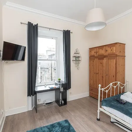 Contemporary 3 Bed City Centre - Ensuite شقة *