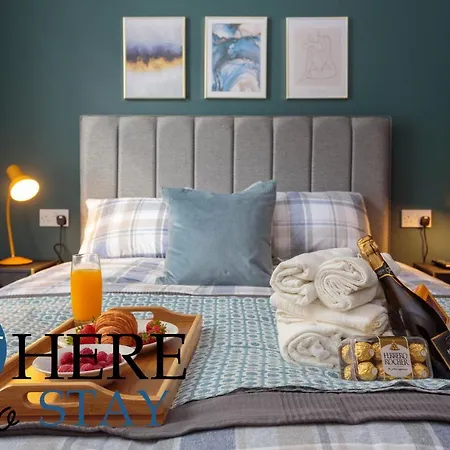 Stylish 2bed Underneath Castle شقة