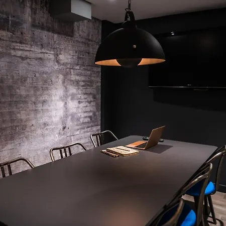 For Students Only - Hfs Mcdonald Road In Apartment Edinburgh
