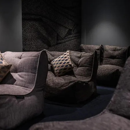 Appartamento For Students Only - Mcdonald Road In Edimburgo