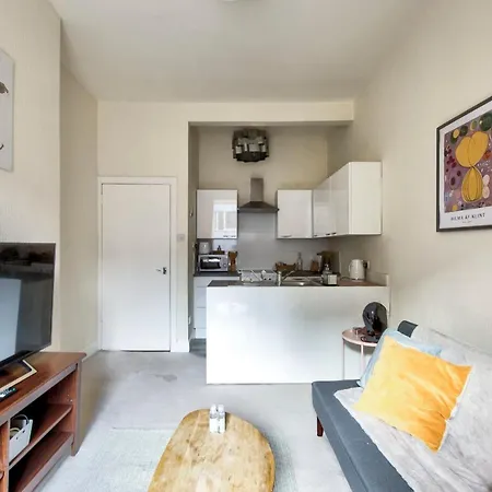 아파트 Guestready - Cosy Flat In *