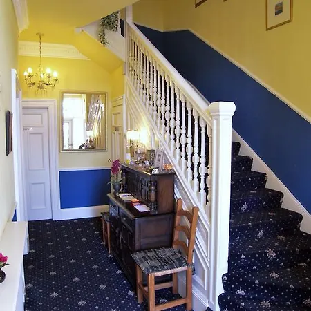 Bed & Breakfast Ardleigh House 3*