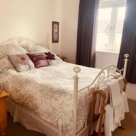 From - Free Parking Holiday home