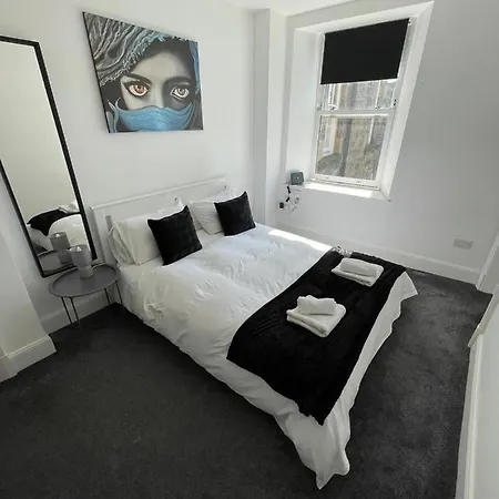 Stunning 2 Bedroom 2 Bathroom - Heart Of - Scenic Views Of Arthur Seat. Apartament *