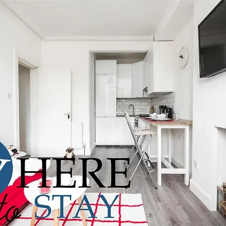 Lovely Modern At The Shore Edinburgh