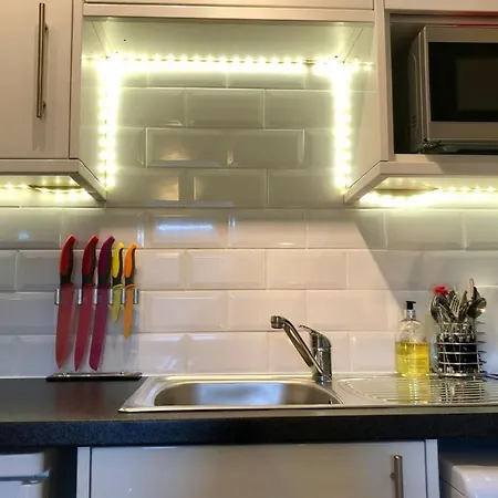شقة Cosy Bright And Modern 1 Bedroom Centre Flat *