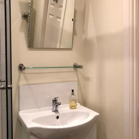 شقة Cosy Bright And Modern 1 Bedroom Centre Flat إدنبرة