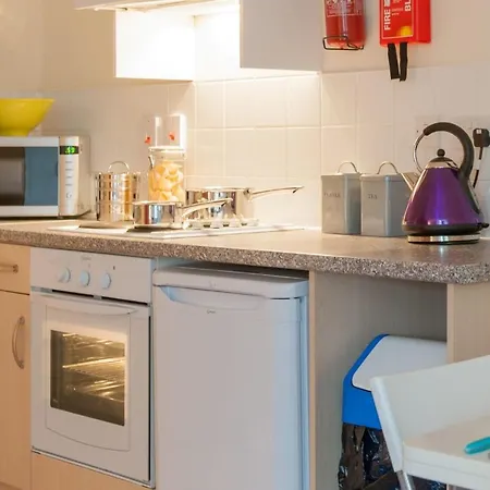 Appartamento For Students Only - Mcdonald Road In Edimburgo