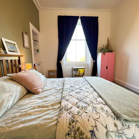 Large 3br Cosy Family Newington * Edimburgo