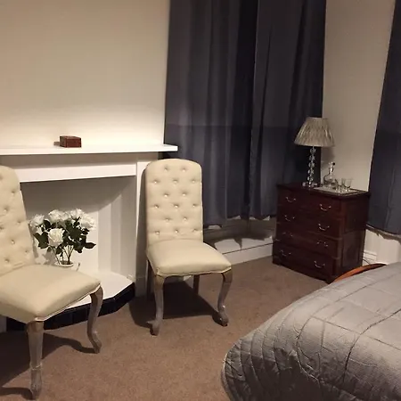 Bed & Breakfast Sixteen 4*
