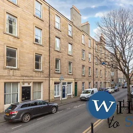 Brunswick Road Lovely 2 Bed * Edinburgh