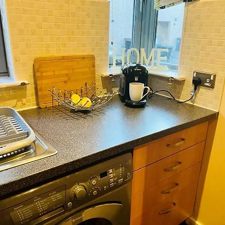 Cakemuir Detached House, 3 Bed, Free Parking &private Garden Lägenhet