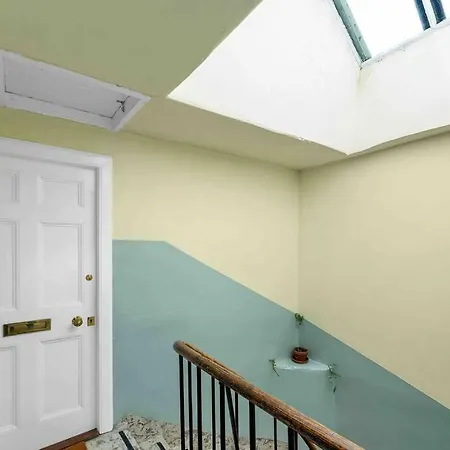 Stylish 1 Bedroom