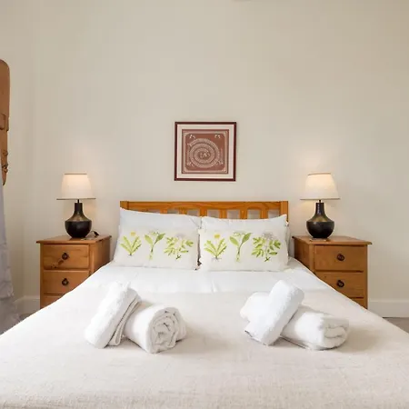 The Tron Square 아파트 *