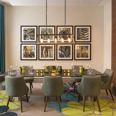 Hotel Courtyard By Marriott 4*