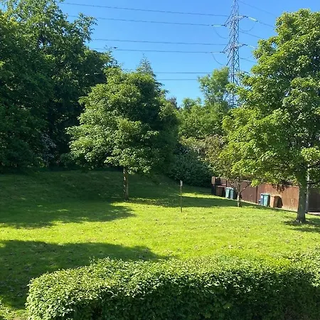 Cozy Bedroom In Shared With Free Parking Homestay Edinburgh