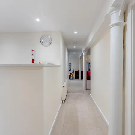 Campbells Close Apartment Holiday home *