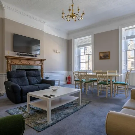 Apartment Luxury Apartment/flat Centre Edinburgh