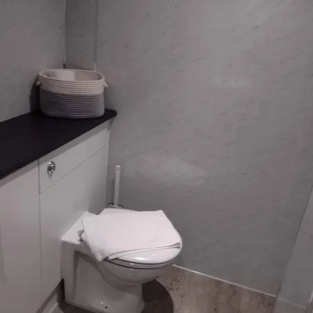 Appartamento Pass The Keys Modern Vibrant Flat In Leith *