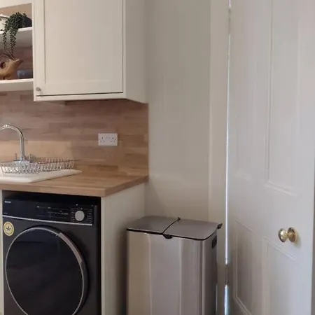 Appartamento Pass The Keys Modern Vibrant Flat In Leith Edimburgo