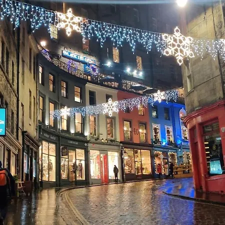 Royal Mile Apt, Just 1 Min From Castle! Lejlighed