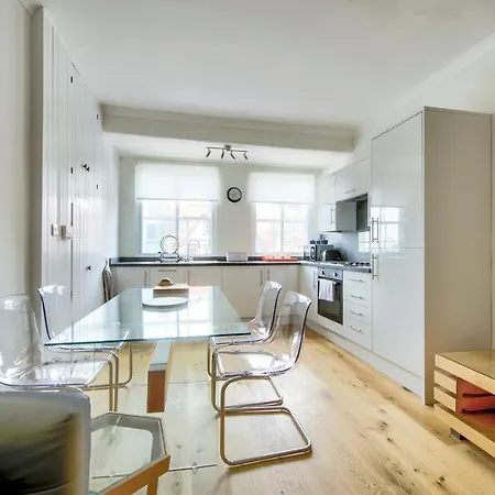 Pass The Keys Modern 3 Bed Flat On The Historic Royal Mile Lejlighed Edinburgh