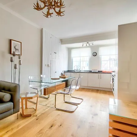 Lejlighed Pass The Keys Modern 3 Bed Flat On The Historic Royal Mile