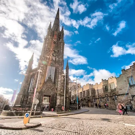 Lejlighed Pass The Keys Modern 3 Bed Flat On The Historic Royal Mile