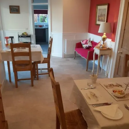 Bed & Breakfast Another 4*