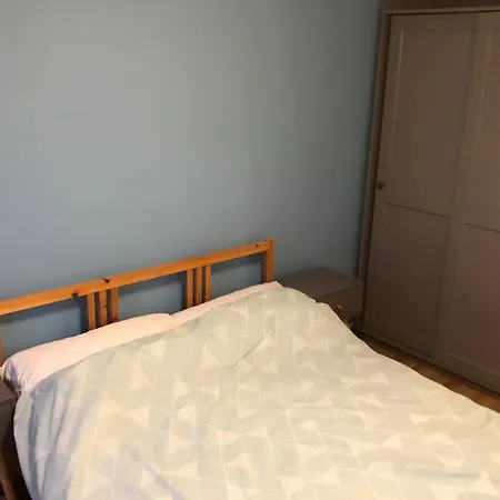Inviting 1bd Flat In Apartamento *
