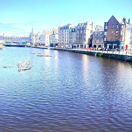 Apartment Bright Modern *