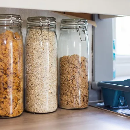 Lovely 3bed House-private Parking *