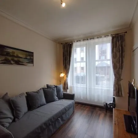 Park View Apartments: Central 2-bedroom With Free Parking * Edinburgh
