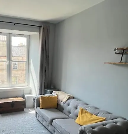 Apartment Newly Refurbished Flat Edinburgh