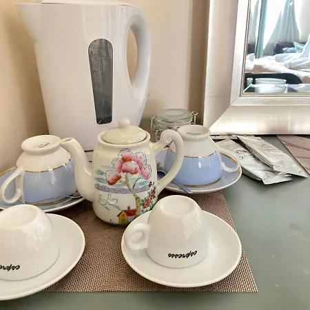 Lovely Double With Private Bathroom And Double With Shared Toilet & Parking Free *